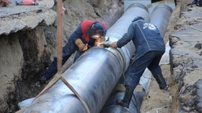«Квадра» заменила 1,5 километра тепломагистрали на ул. Володарского и Мирной в Курске